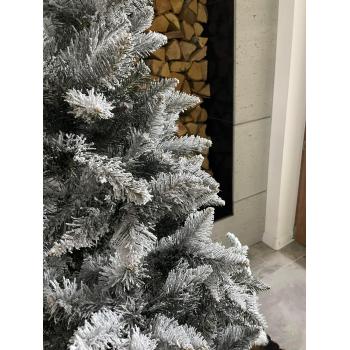 Choinka sztuczna sosna ośnieżona 220cm
